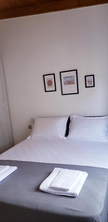 Michalis, 2-Bedroom Apartment In Saranda Kültér fotó