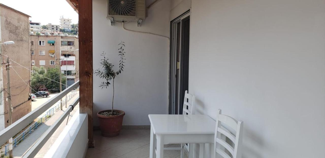 Michalis, 2-Bedroom Apartment In Saranda Kültér fotó